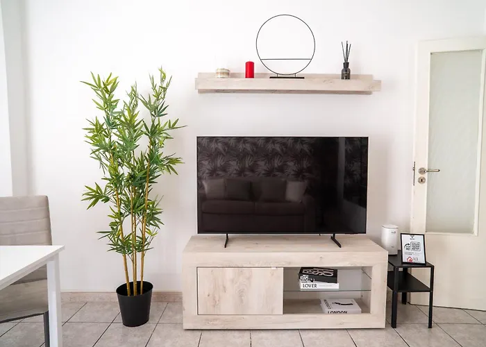 Apartment 360 Mameli House - Con Balcone A 10 Minuti Dalla Metro Rom